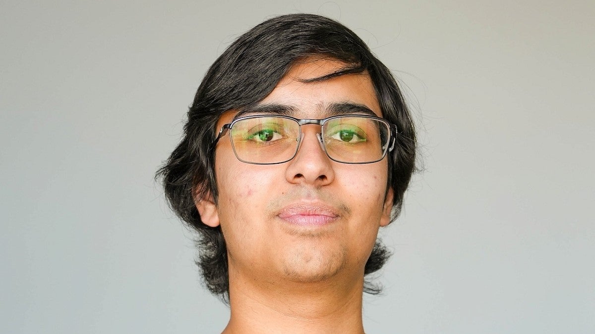 Anuj Rahatekar, CAS undergraduate advisory board